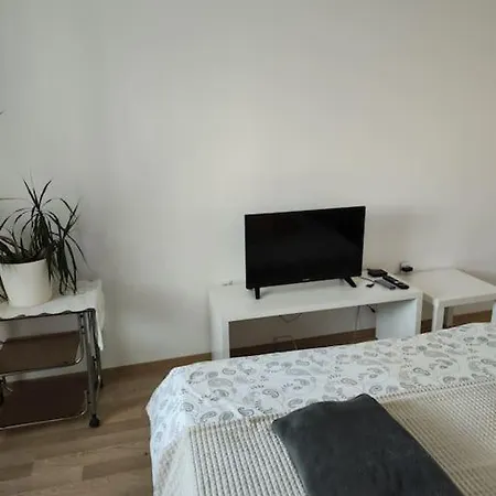 Sea Lazur - Next To The Apartment Burgas